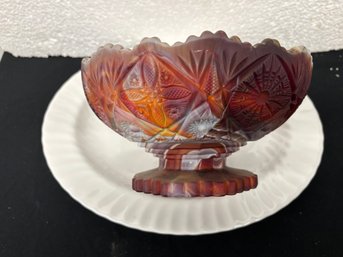 CUSTARD GLASS CENTER BOWL