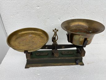 ANTIQUE SCALE 22INCHES WIDE