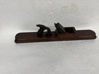 ANTIQUE 26 INCH FLOOR PLANE