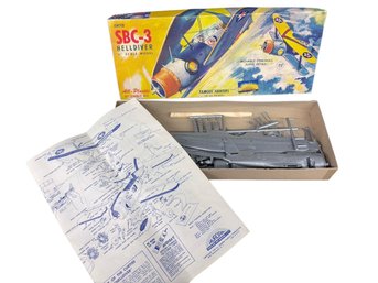Vintage  SBC-3  HellDiver Scale Model Kit