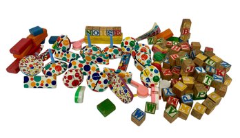 Childrens Lot - Blocks And Noisemakers