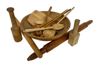 Lot Of Wooden Ware