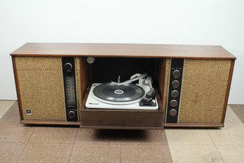 Vintage General Electric GE Table Top Stereo Console Record Player Mid Century