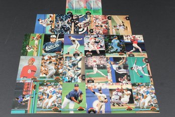 Lot Of 25 1992 Topps Stadium Club Baseball Cards Assorted