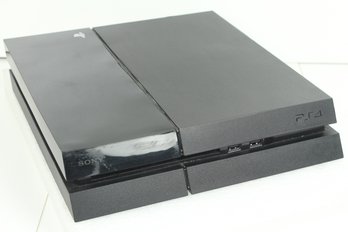 Playstation 4 Gaming Console - Model CUH-1001