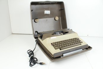 Vintage Royal 1200 Award Series Electric Typewriter - No Shipping