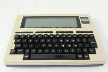 Vintage Radio Shack TRS-80 Model 100 Portable Laptop Computer