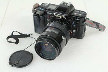 Minolta Maxxum 7000 AF 35mm Partially Auto Manual Film Camera Black - Seems To Work