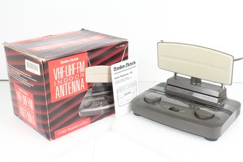 Vintage Radio Shack Color Supreme 150 Rotating Television Antenna With Box