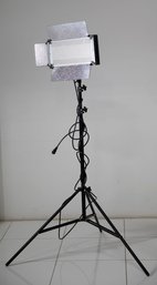 Neewer  LED Panel Lights With Bogen And KumKang Light Stands