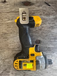 DeWalt 20V Max Impact Driver (DCF885 - Tool Only)