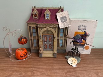 Hallmark Hauntington Halloween Collection  Town Hall, Cackling Witch Luminary & Dcor