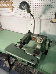 United States Machine Corp. Model 718-2 Industrial Blind Stitch Hemming Machine With Table & Clutch Motor – Te