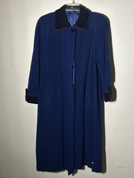 Vintage Halston Lifestyle Navy Blue Full-Length Coat With Velvet Collar & Cuffs – Size 8
