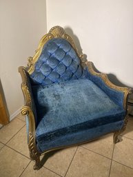 Vintage Hollywood Regency Baroque-Style Armchair – Sapphire Blue Tufted Velvet & Gilt Frame