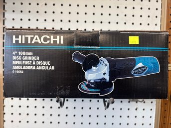 Hitachi 4' Disc Grinder  Compact And Powerful