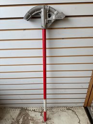 Heavy-duty Greenlee 845 EMT Conduit Bender With A 3/4' EMT Handle.