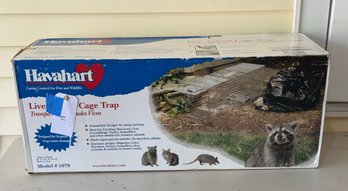 HAVAHART Animal Cage/Trap