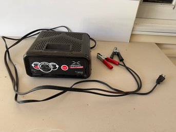 Battery Charger/Extender