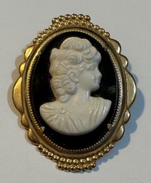 Cameo Pin