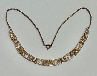 Necklace With Leaves And Gold Beads