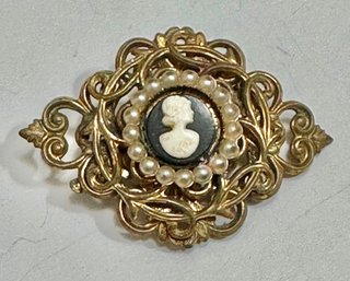 Coro- Signed Cameo Pin