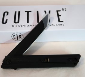The Executive D2 Knife The Gentleman's Survival Knife - Lone Survivalist - New