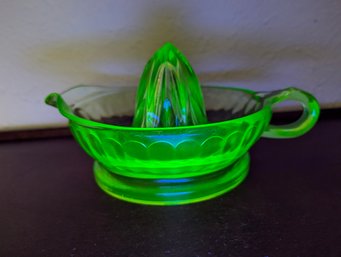 Vintage Depression Era Uranium Glass Juicer Reamer