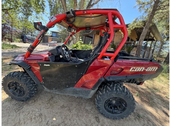 Can-Am Commander XT Side-by-Side Utility Vehicle