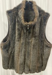 Zip-up Fur Vest No Branding/No Size