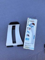 Revlon Deep Tissue Massager  Adjustable Back Extender Stand: 2-Piece Set, Silver/Black, Variable Speed