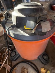 Rigid Wet/Dry Vacuum Model WD1270 With Attachments