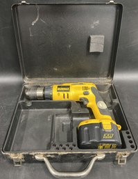 Dewalt Cordless Drill Set With A Carrying Case (no Charger)
