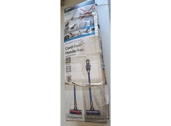 Dyson V8 Total Clean+ Cordless Vacuum Cleaner with Attachments