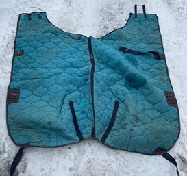 Quilted Horse Blanket With Straps And Diamond Logo