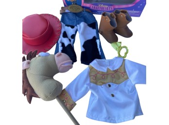 Disney Sweethearts Doll Outfit Set with Accessories