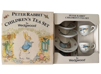 Wedgwood Peter Rabbit Children's Tea Set in Original Box