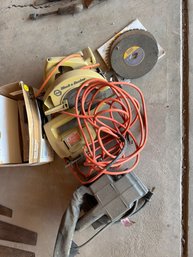 Black & Decker 7308 7 1/4-Inch Circular Saw And Skil Classic Auto Track Control