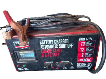 Cen-Tech Model 87121 6 & 12 Volt Automatic Battery Charger