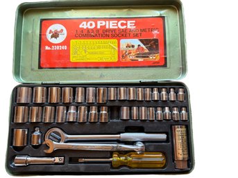 40-Piece 1/4 Drive SAE And Metric Combination Socket Set, Model No. 20140
