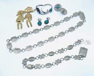 Goldtone Cowboy Pierced Earrings. Southwestern Ladies Belts. Size Small. Accessories.