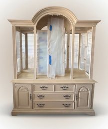 Stanley Furniture Hutch With Mirrored Back And Storage