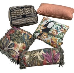 Decorative Throw Pillows