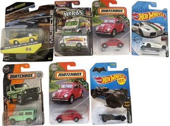 Hot Wheels Collector's Set, Assorted Die-Cast Car Including Ford Mustang GT, Jetsons Capsule Car And Many More