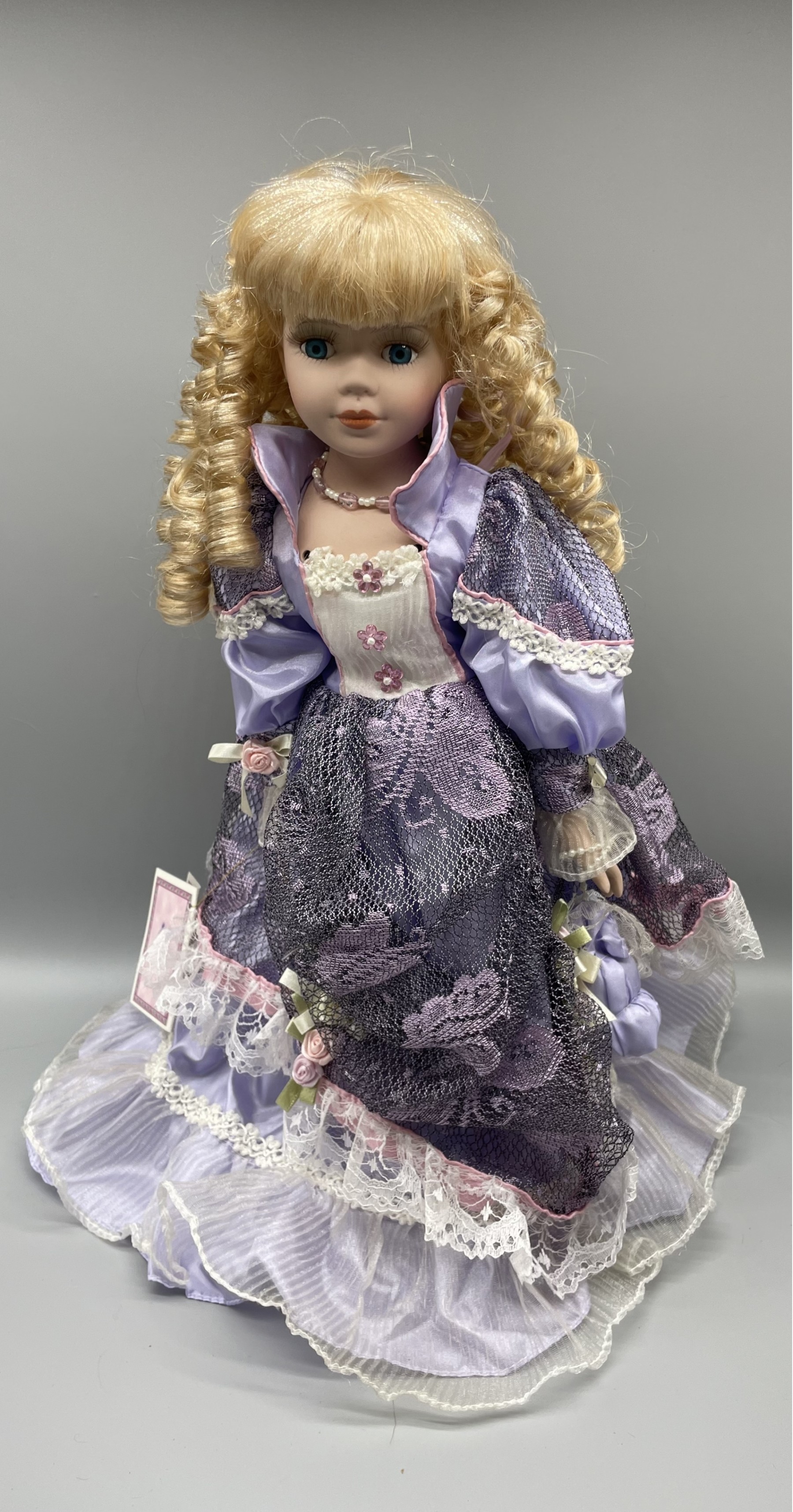 Janet Porcelain Doll By Kinnex Dolls. LIMITED EDITION. One Of 5000