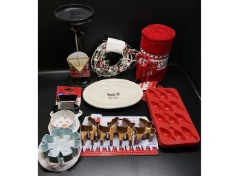 Set Of Vintage Christmas Decor: Cookie Cutter Set, Silicone Molds, Garland And More!