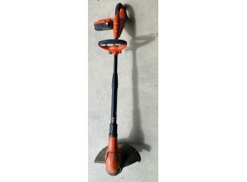 BLACK & DECKER GRASSHOG CORDLESS TRIMMER/EDGER: Includes 18V Slide Pack Battery