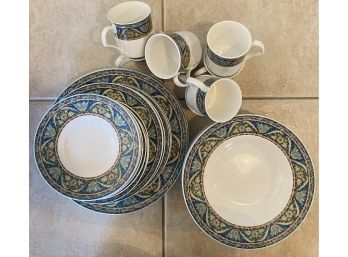 Vintage MIKASA Ultra Ceram Fine Bone China Set-34 Pieces
