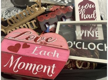 Suitcase Full Of Holiday/Occasion Party Decor