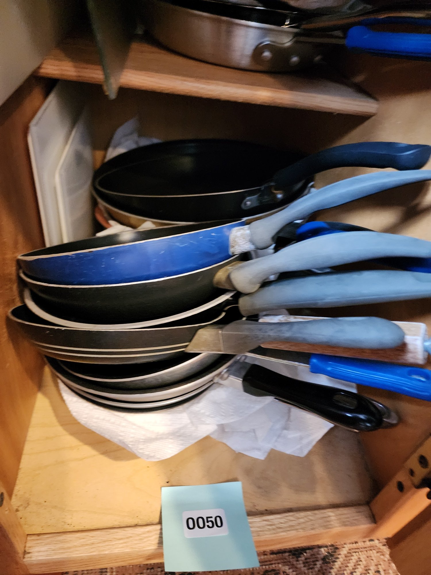050 - Assorted Nonstick Frying Pans And Cookware Lot #30923 ...